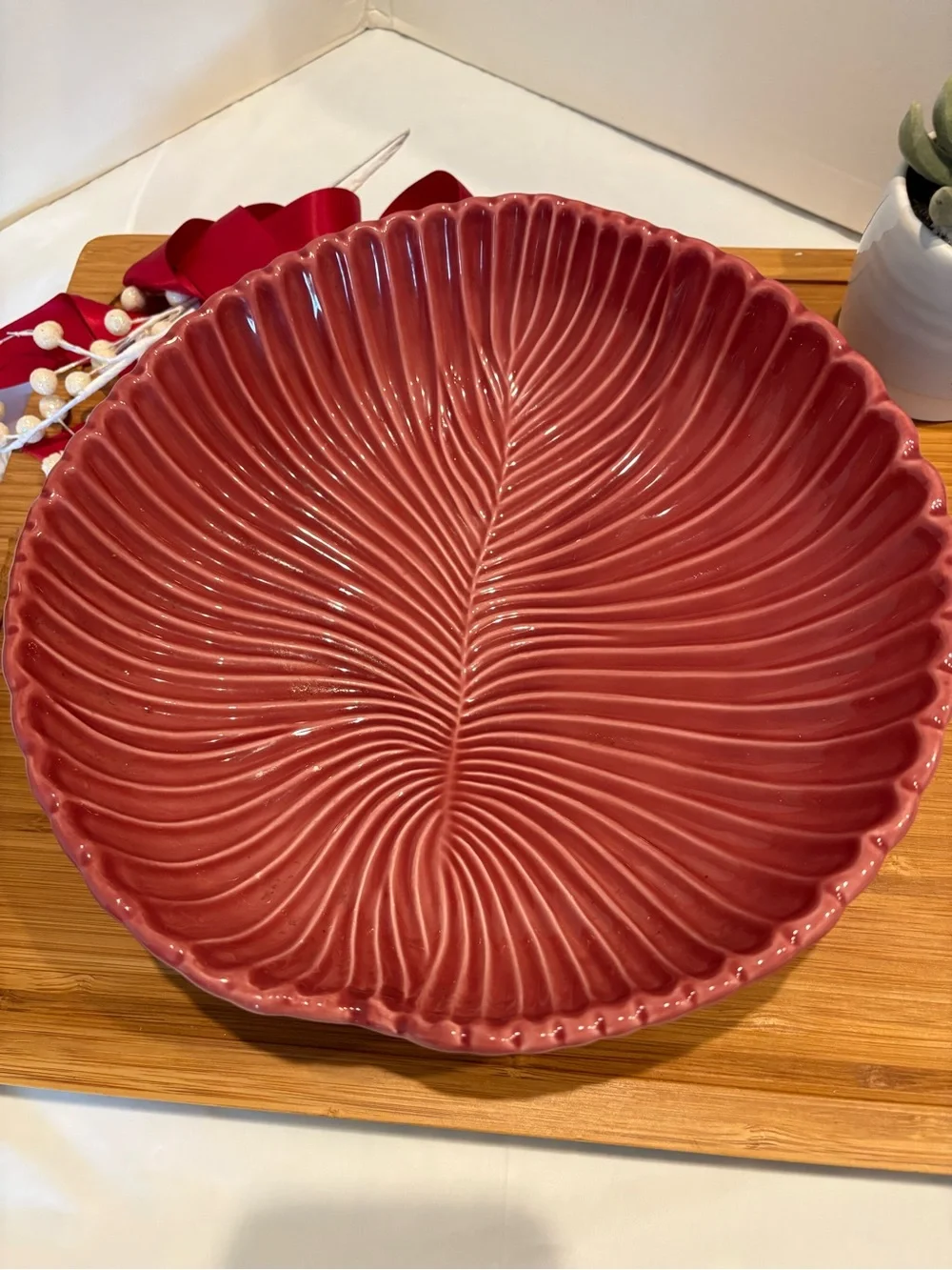 Vintage Banana Leaf Pattern Serving Bowl Maroon By L Made in Italy